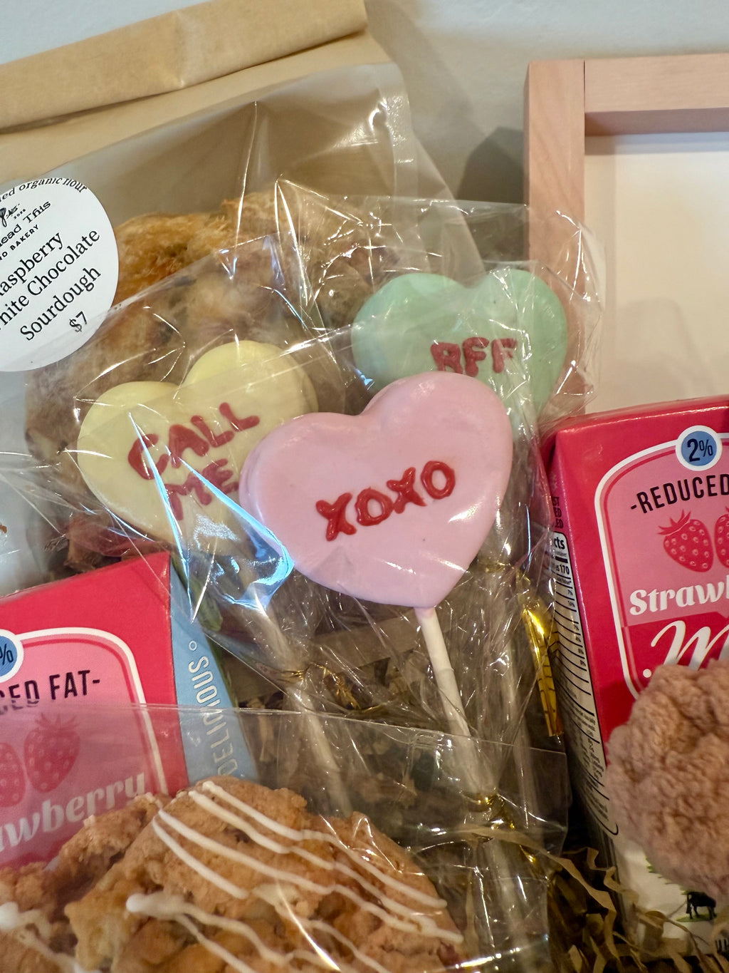 💗The Blushing Valley Basket