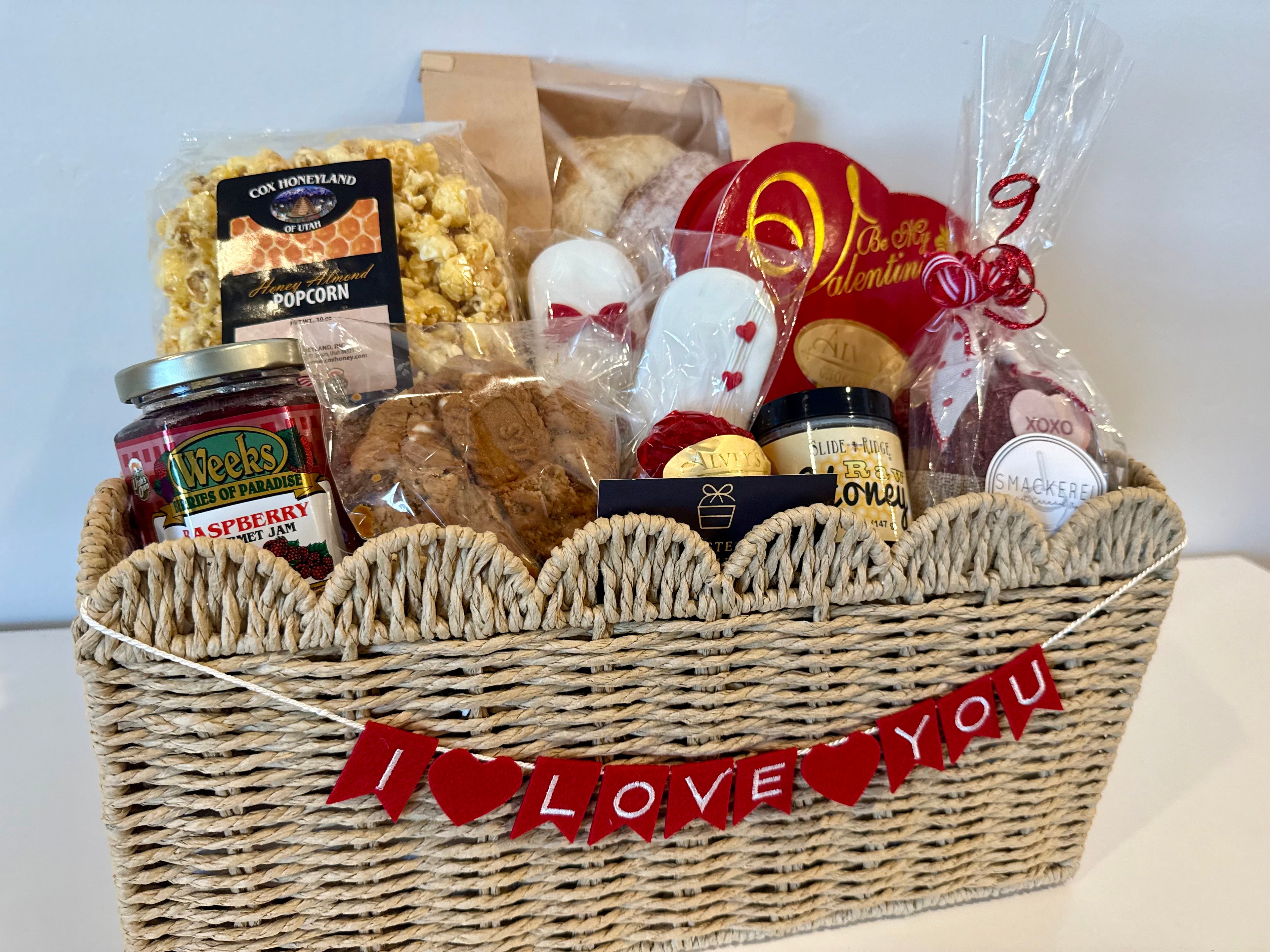 ❤️ The Red Heart of the Valley Basket