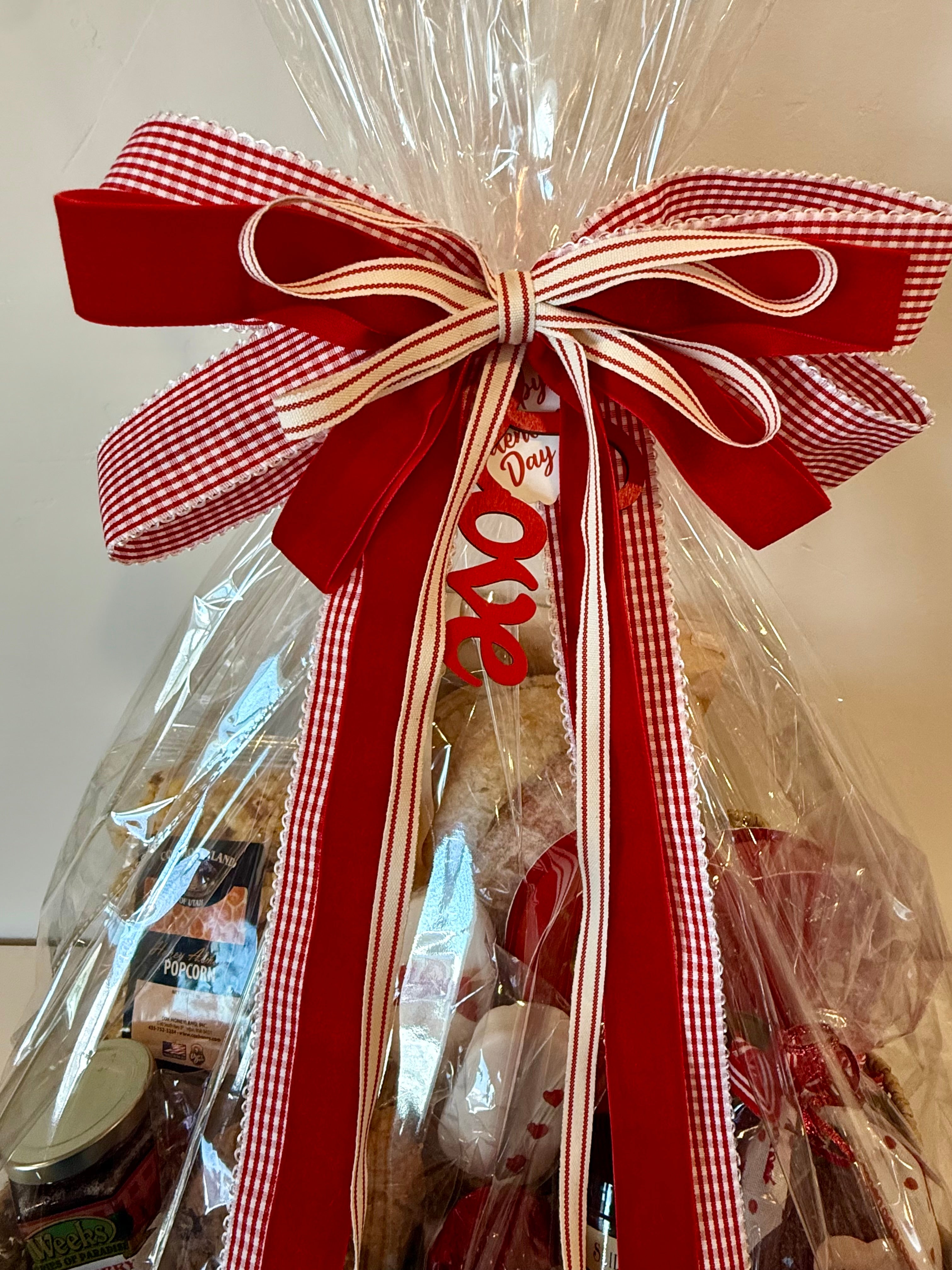 ❤️ The Red Heart of the Valley Basket