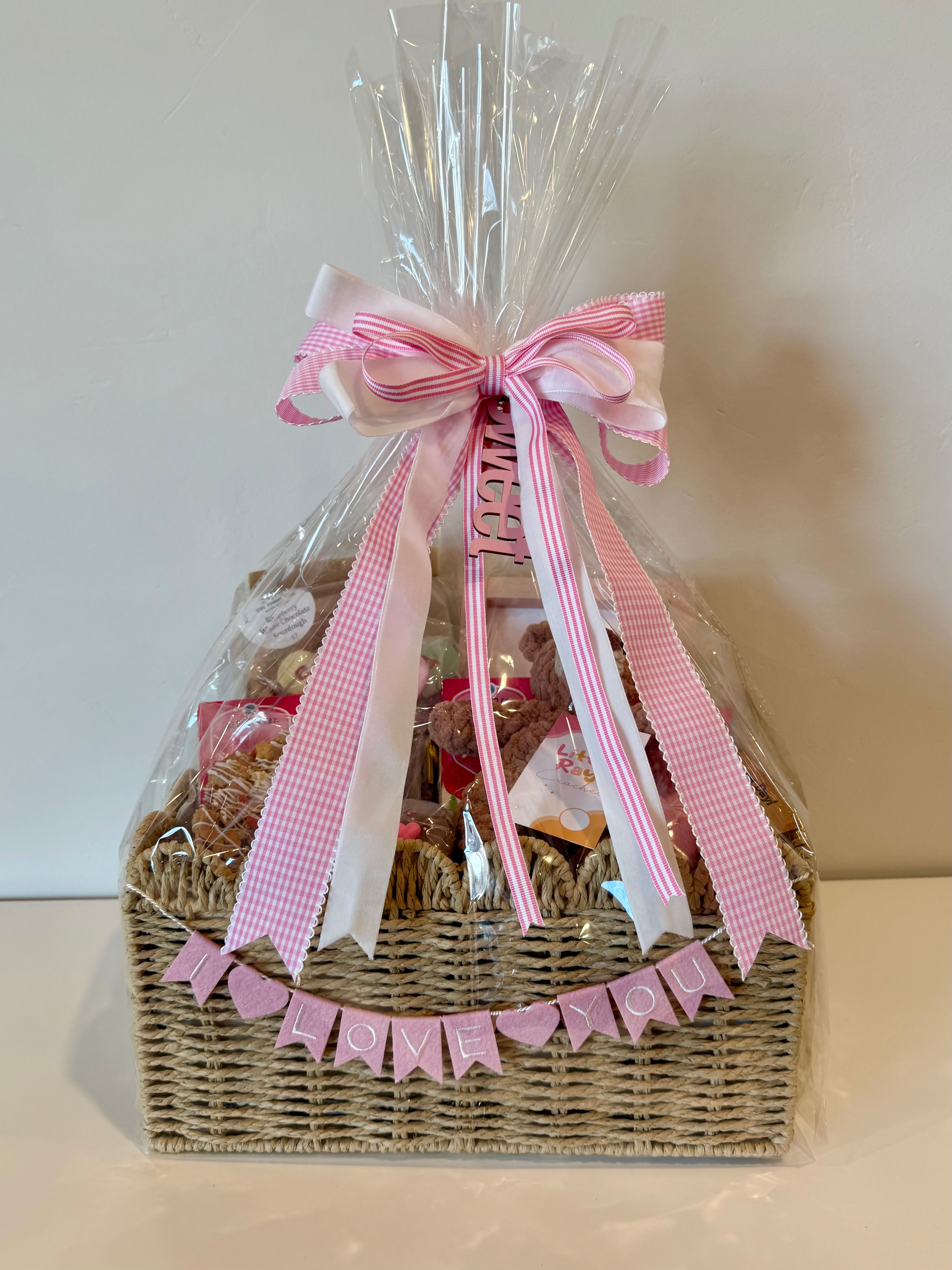 💗The Blushing Valley Basket