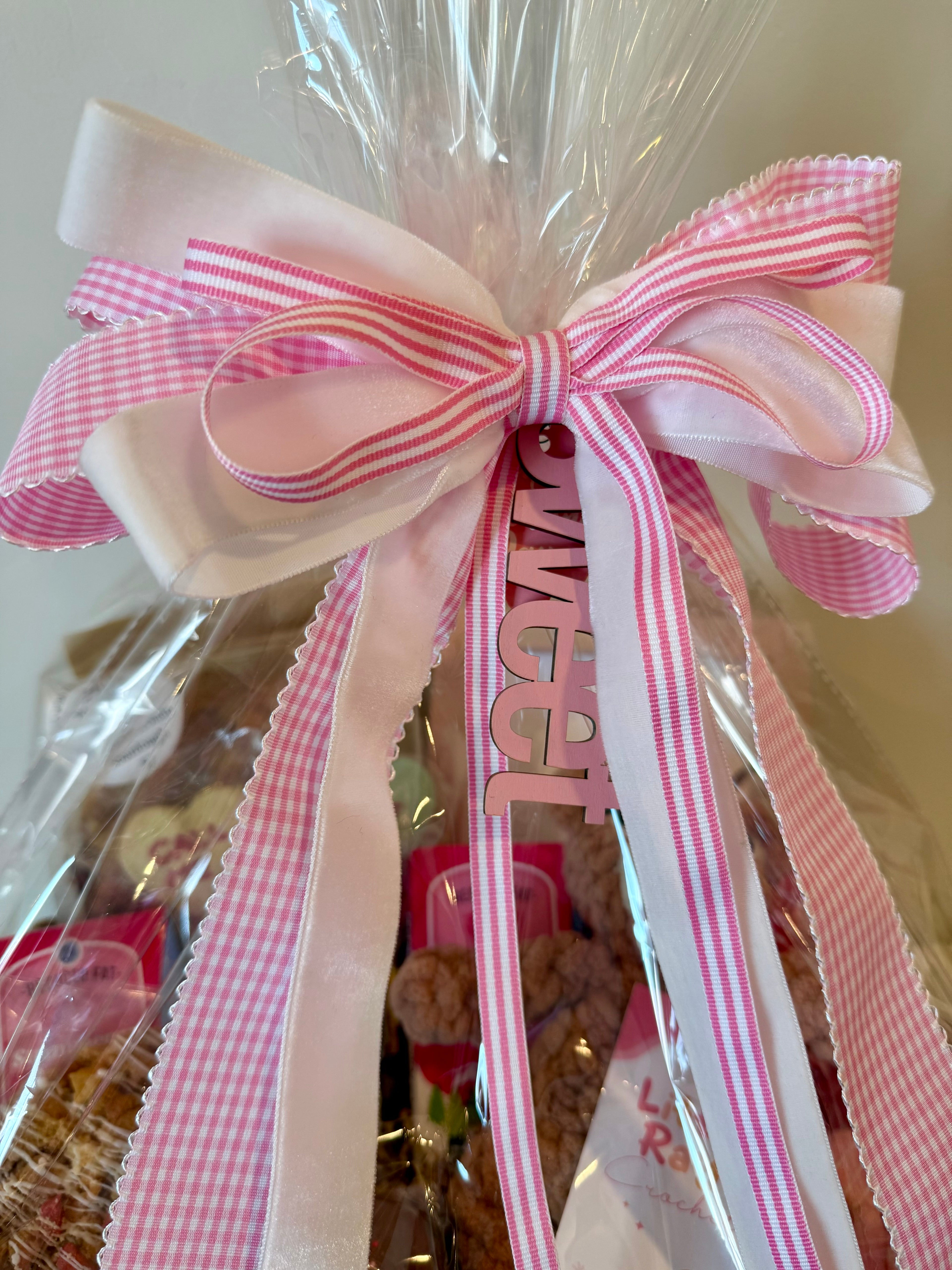 💗The Blushing Valley Basket