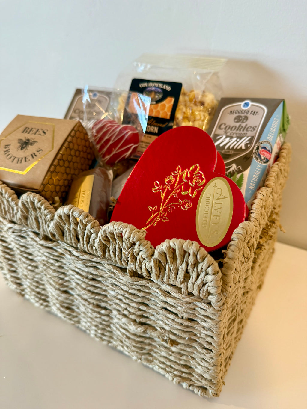 Kisses from the Valley Basket