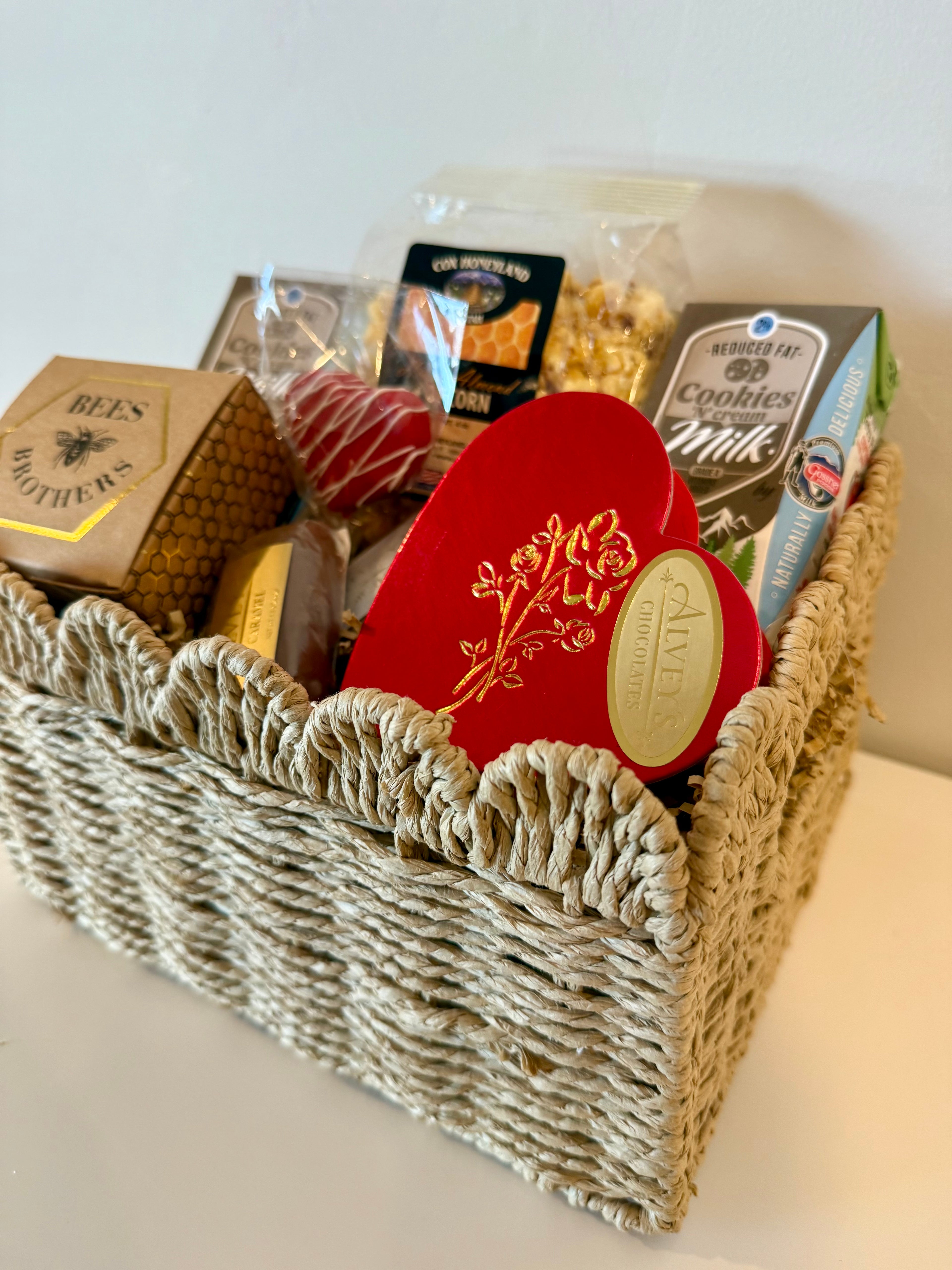 Kisses from the Valley Basket