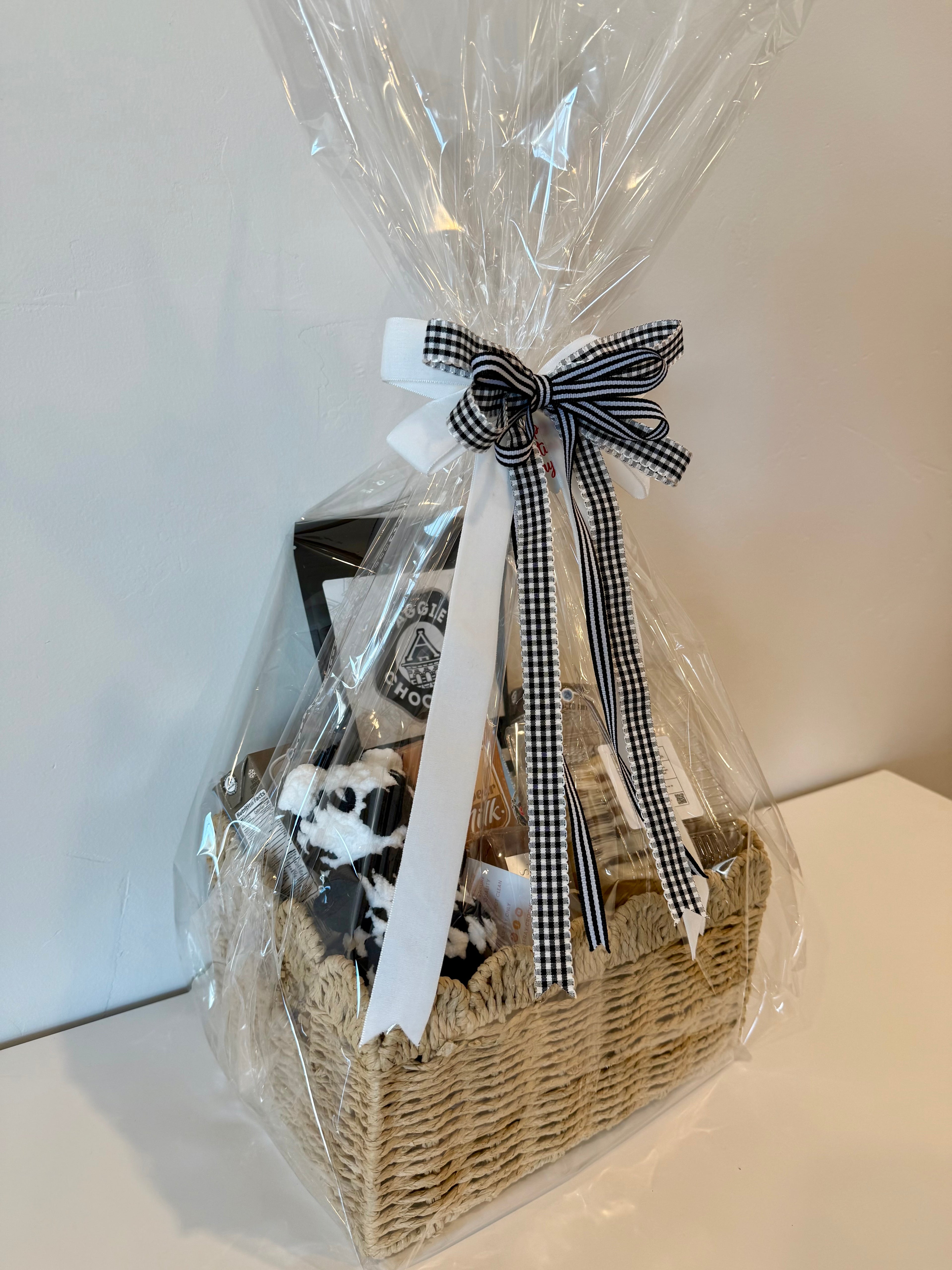 Hugs from the Valley Basket