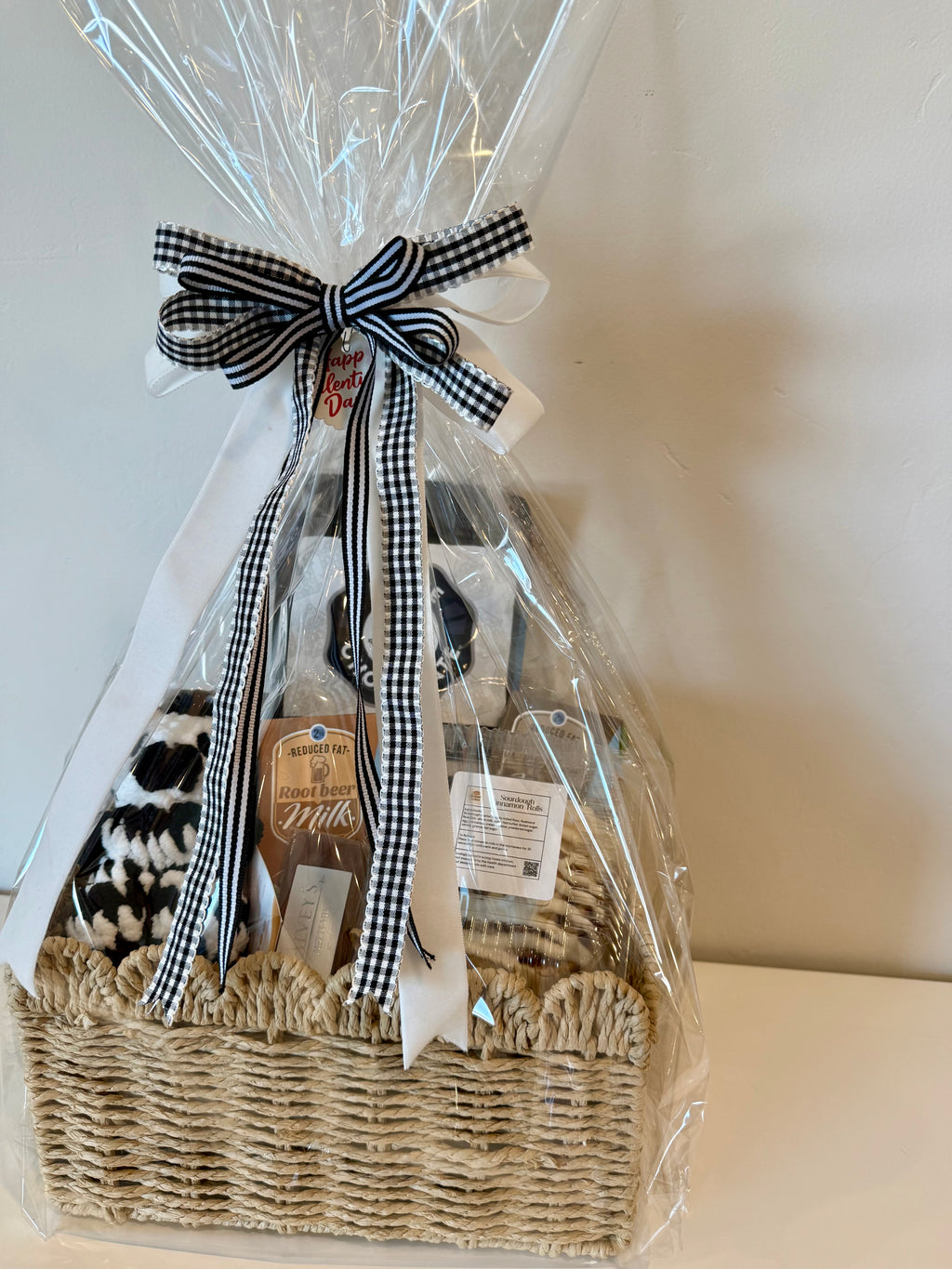 Hugs from the Valley Basket