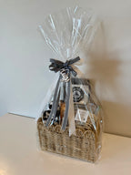 Hugs from the Valley Basket